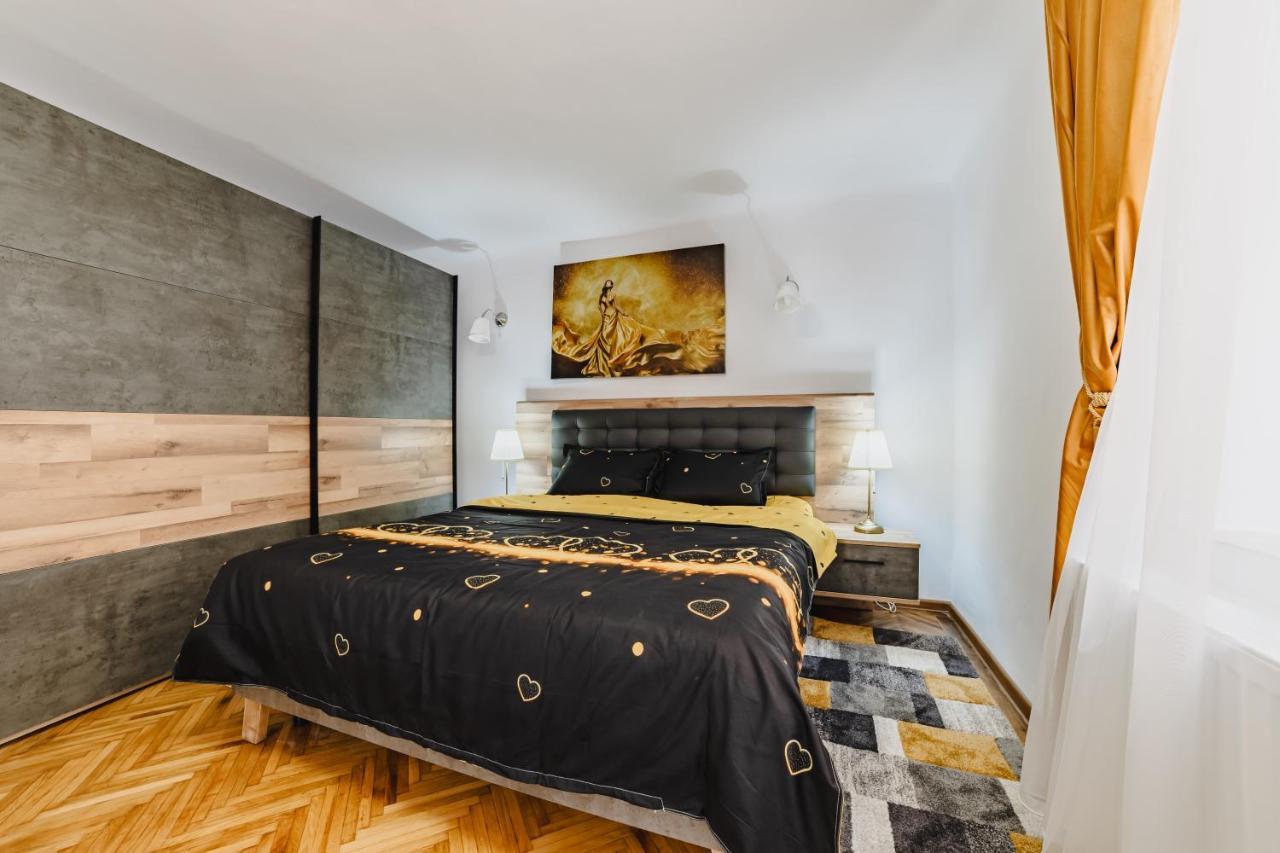 Appartamento Republicii Premium Braşov Esterno foto